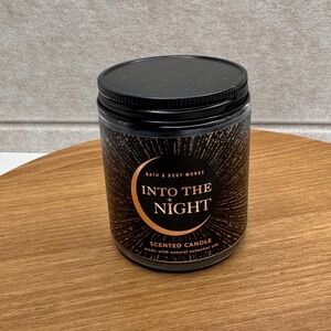 Bath & Body Works BBW Into The Night Scented Candle 7 oz One wick New